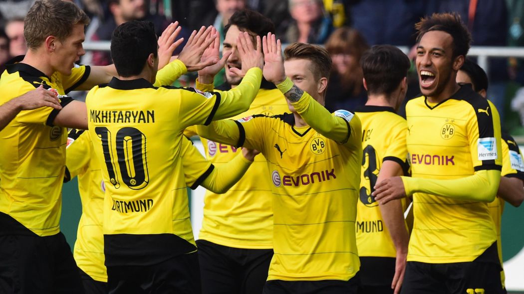 Borussia-Dortmund-Football-Team